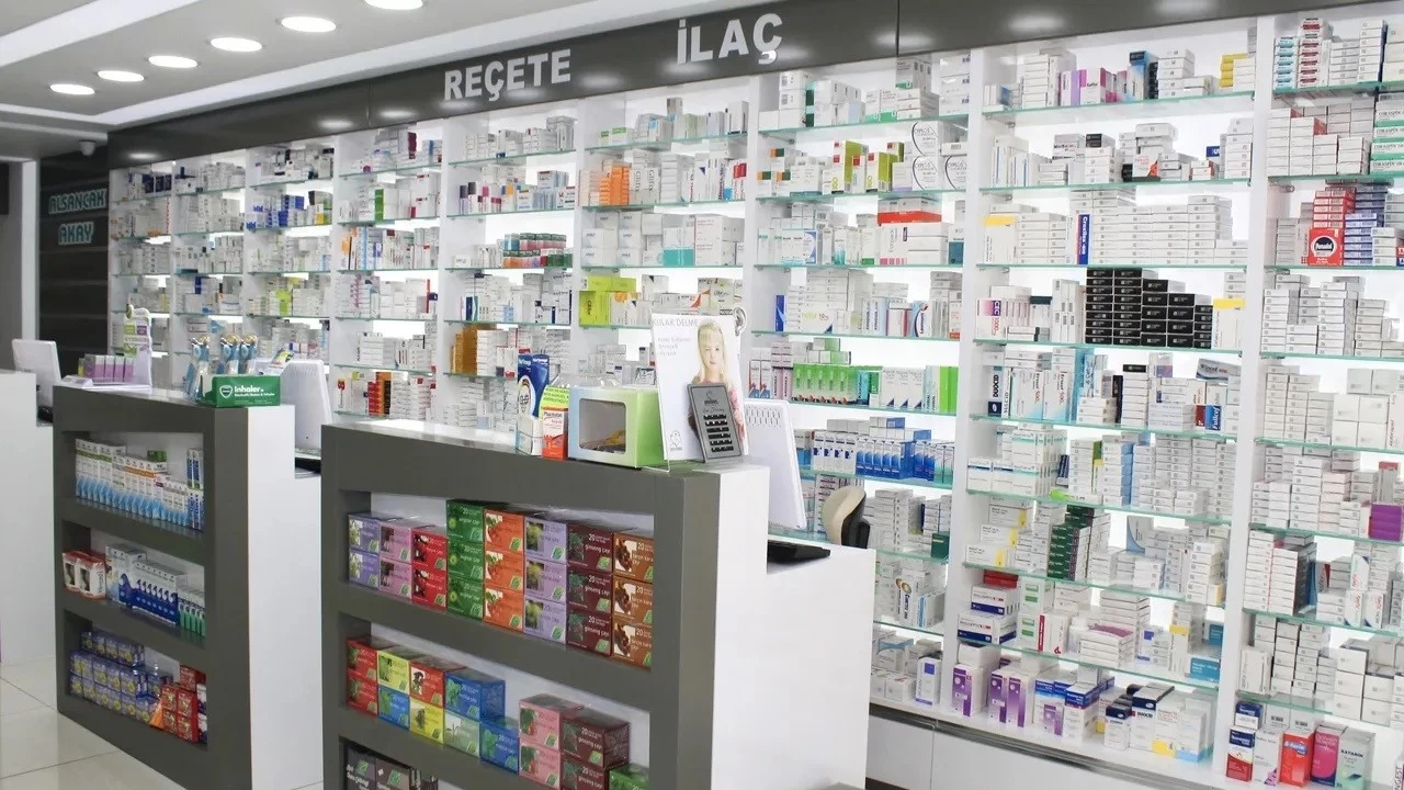 Trk Eczaclar Birliinden 'Eczane Otomasyon Sistemleri'ne ilikin aklama