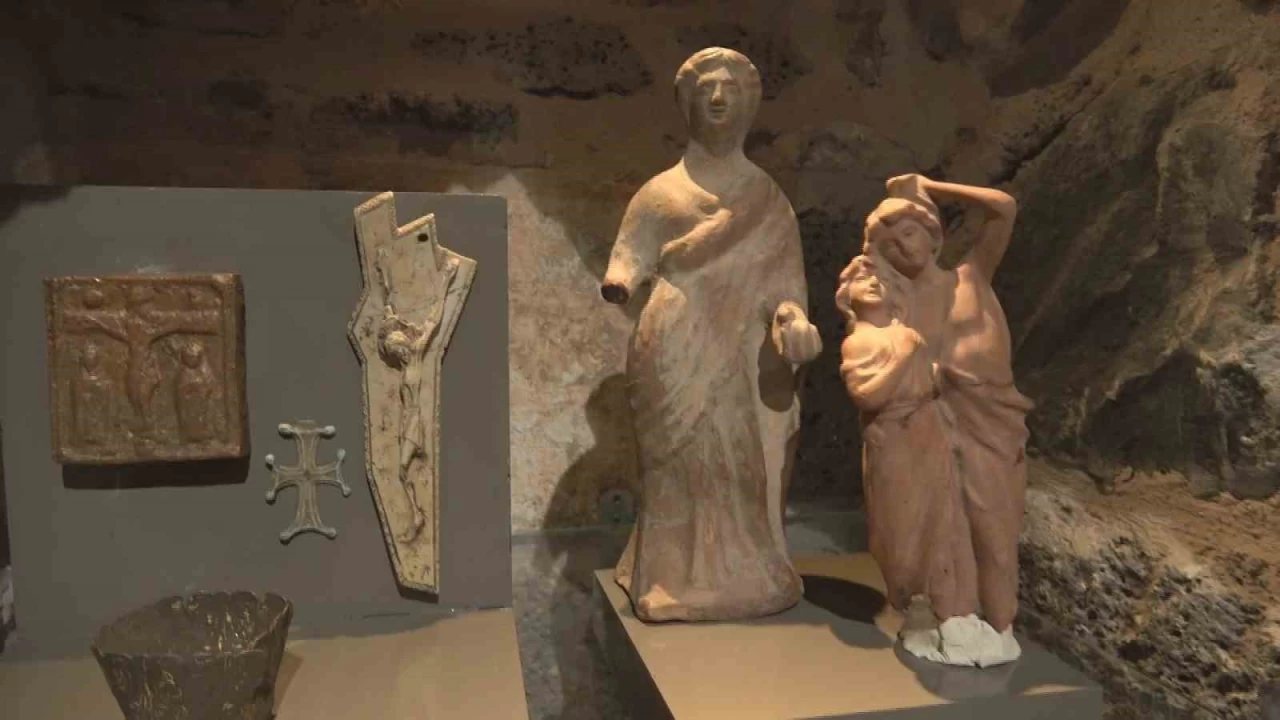 Trkiye'nin en kapsaml 'sahte eser sergisi' Diyarbakr'da ald