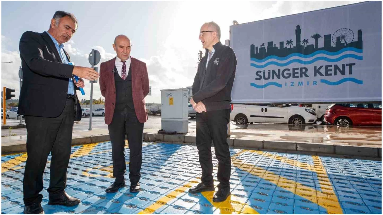 Türkiye'nin ilk sünger otoparkı İzmir'de