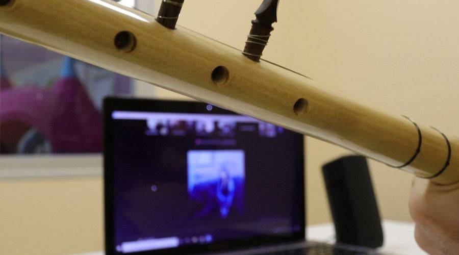 Uzaktan bağlama eğitimleri veriliyor