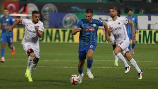 Uzatmalarda Rizespor gol attı Gençlerbirliği penaltı kaçırdı