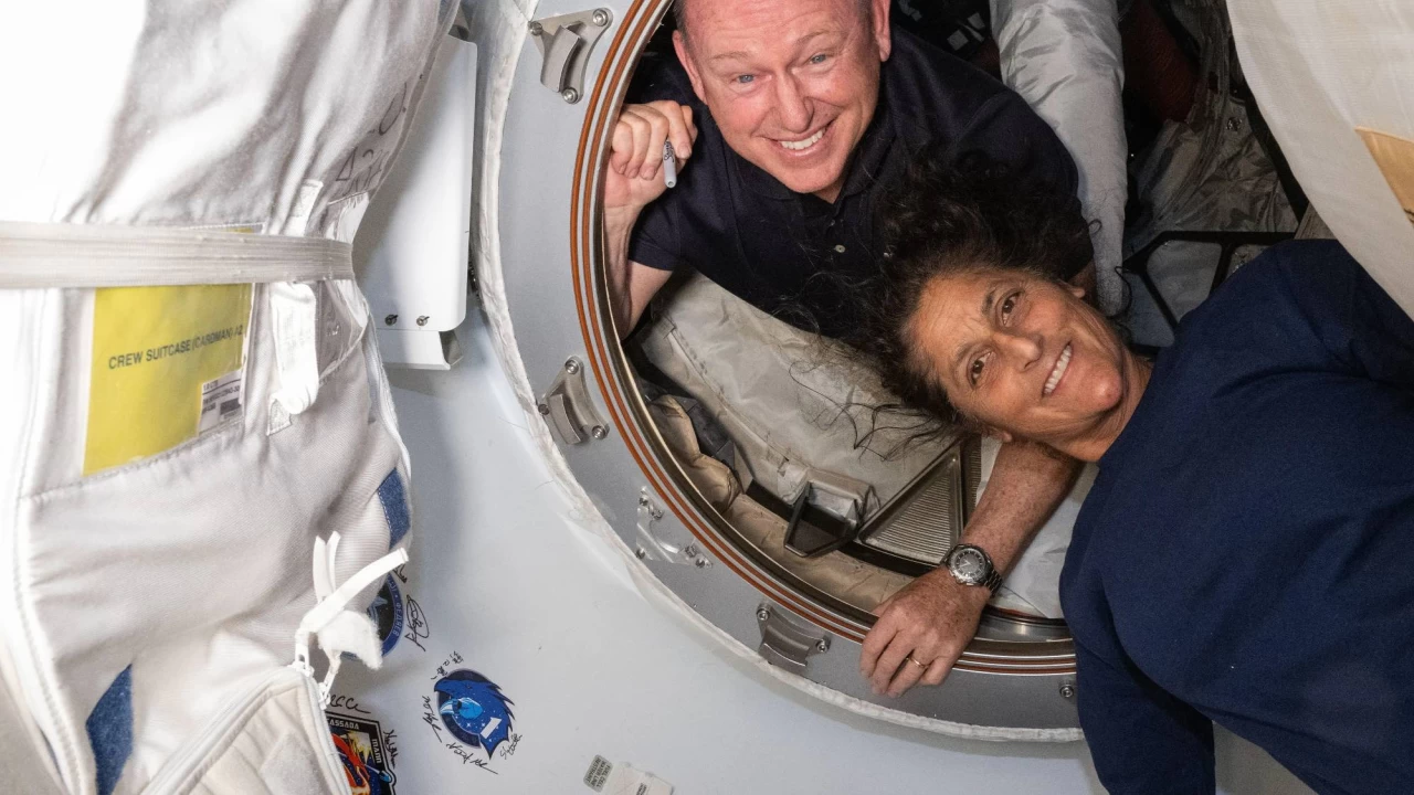 Uzayda mahsur kalan NASA astronotlarndan mesaj var!