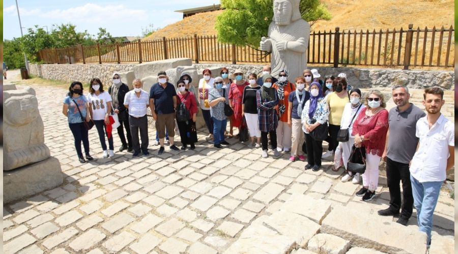 Vaka say�lar� d��t�, turistik mekanlar hareketlendi