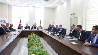 Valiler Elaz'da bulutu