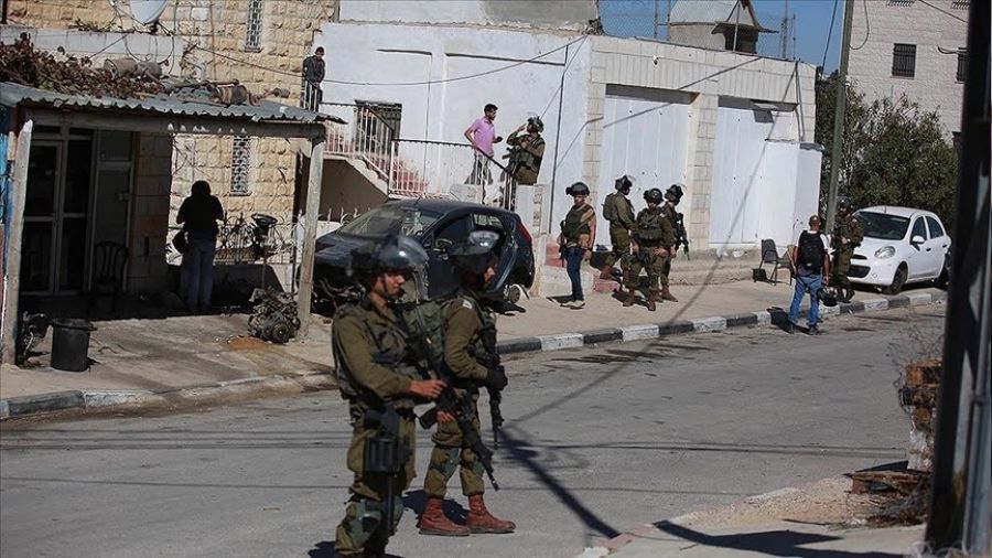 Yahudiler Ramallah ve El-Bire giri�lerini kapatt�