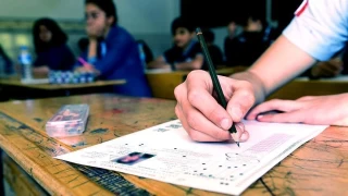 YKS'ye 2,5 milyondan fazla aday katlacak