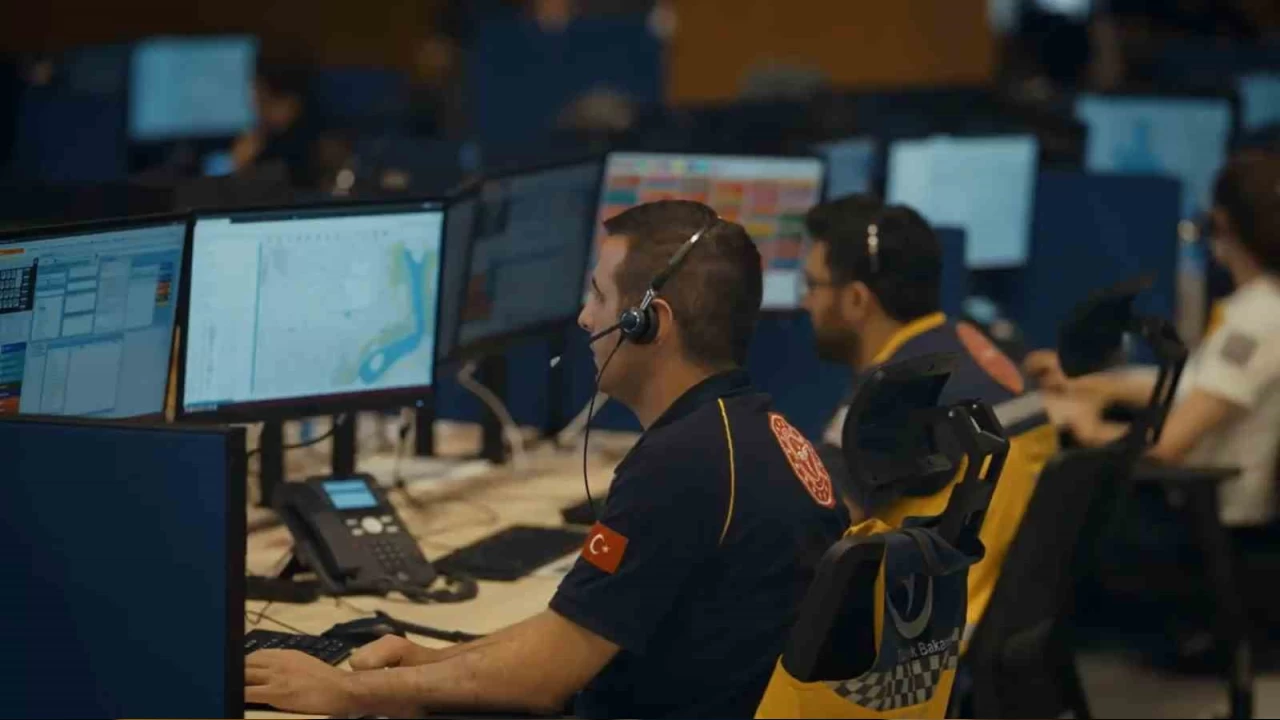 112 Acil �a�r� Merkezi'ni me�gul eden 35 ki�iye 77976 TL para cezas�