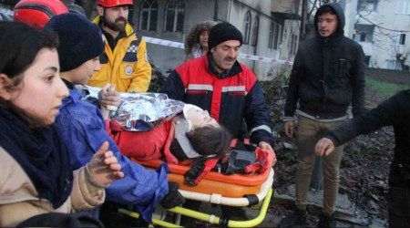 14 yaşındaki Fatma, 15 saat sonra kurtarıldı