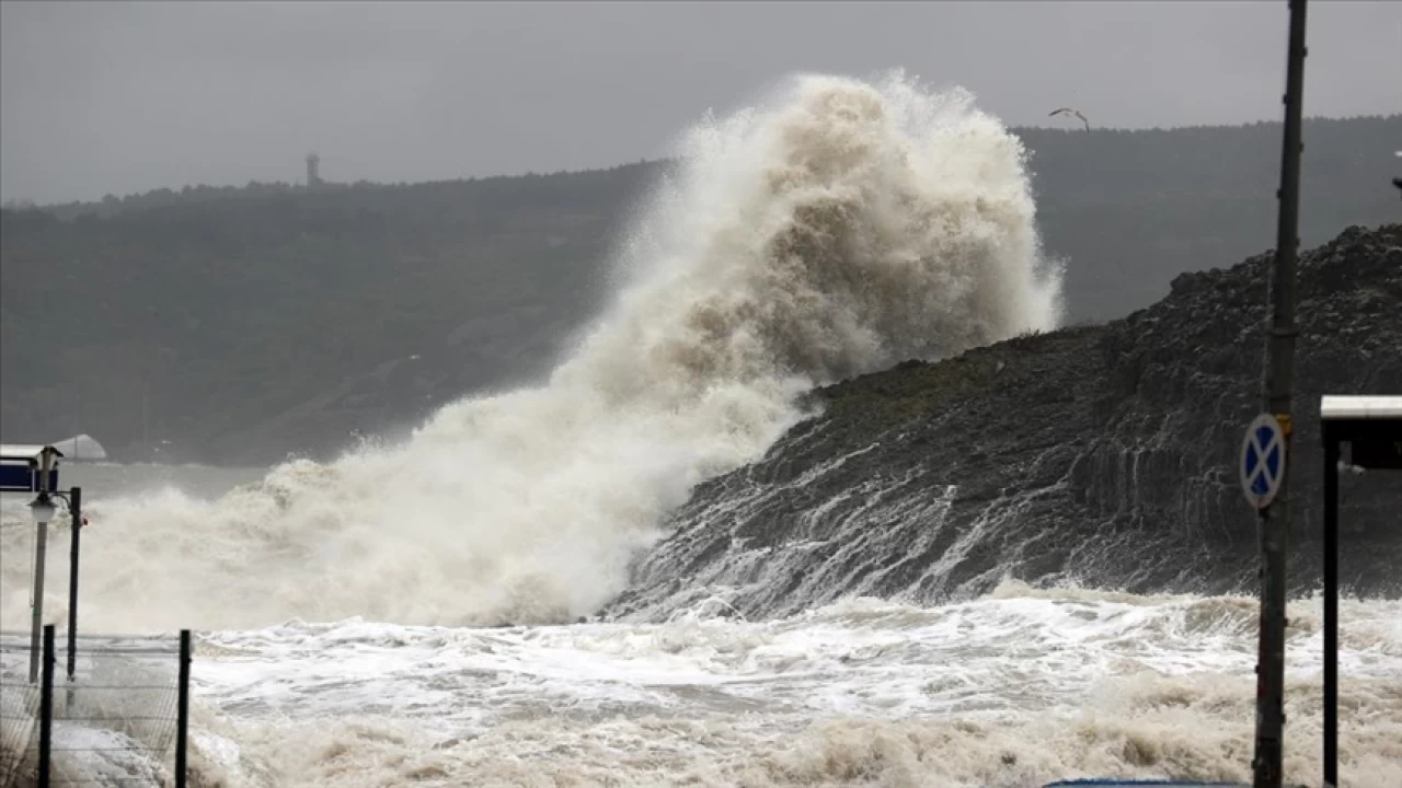 64 il için sarı ve turuncu kodlu meteorolojik uyarı