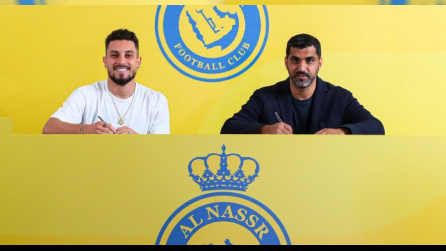 Alex Telles, Ronaldo'nun yanna gitti