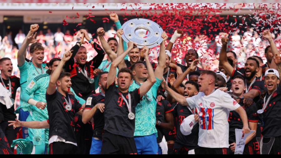 Almanya'da s�ra d��� son! �ampiyon son 1 dakikada belli oldu 