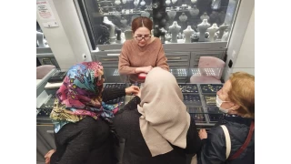 Altndaki art dn sahiplerini endielendiriyor