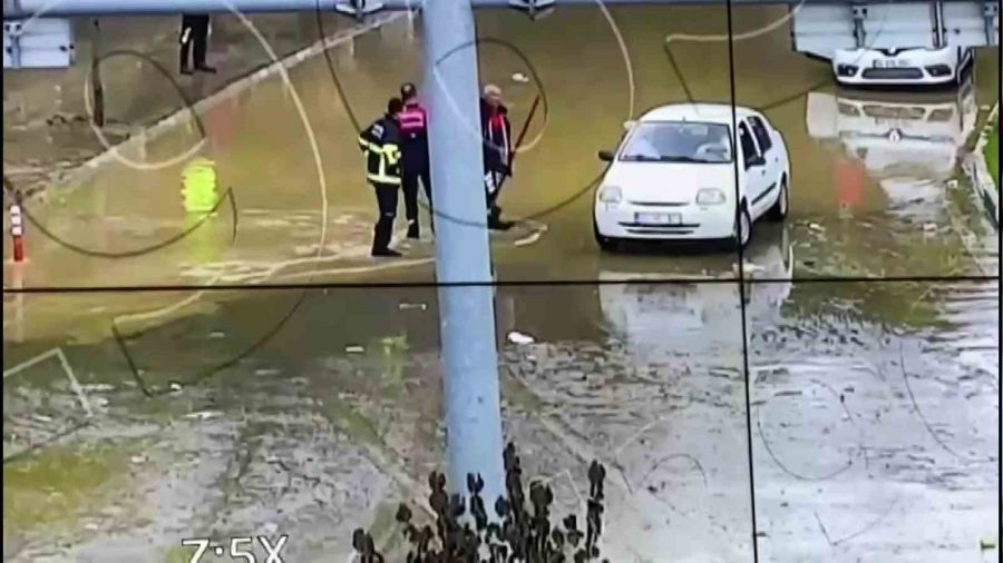 Amasya'da araçlar yolda kaldı