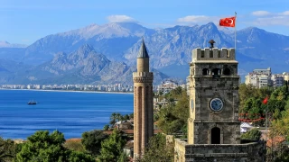 Antalya: Tarih ve doğanın buluştuğu eşsiz kent