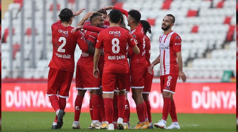 Antalya, Yanal ile ilk kez kazand�