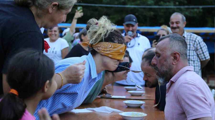 Artvin'de 1 kilo bal a��k art�rma da 55 bin liraya sat�ld�