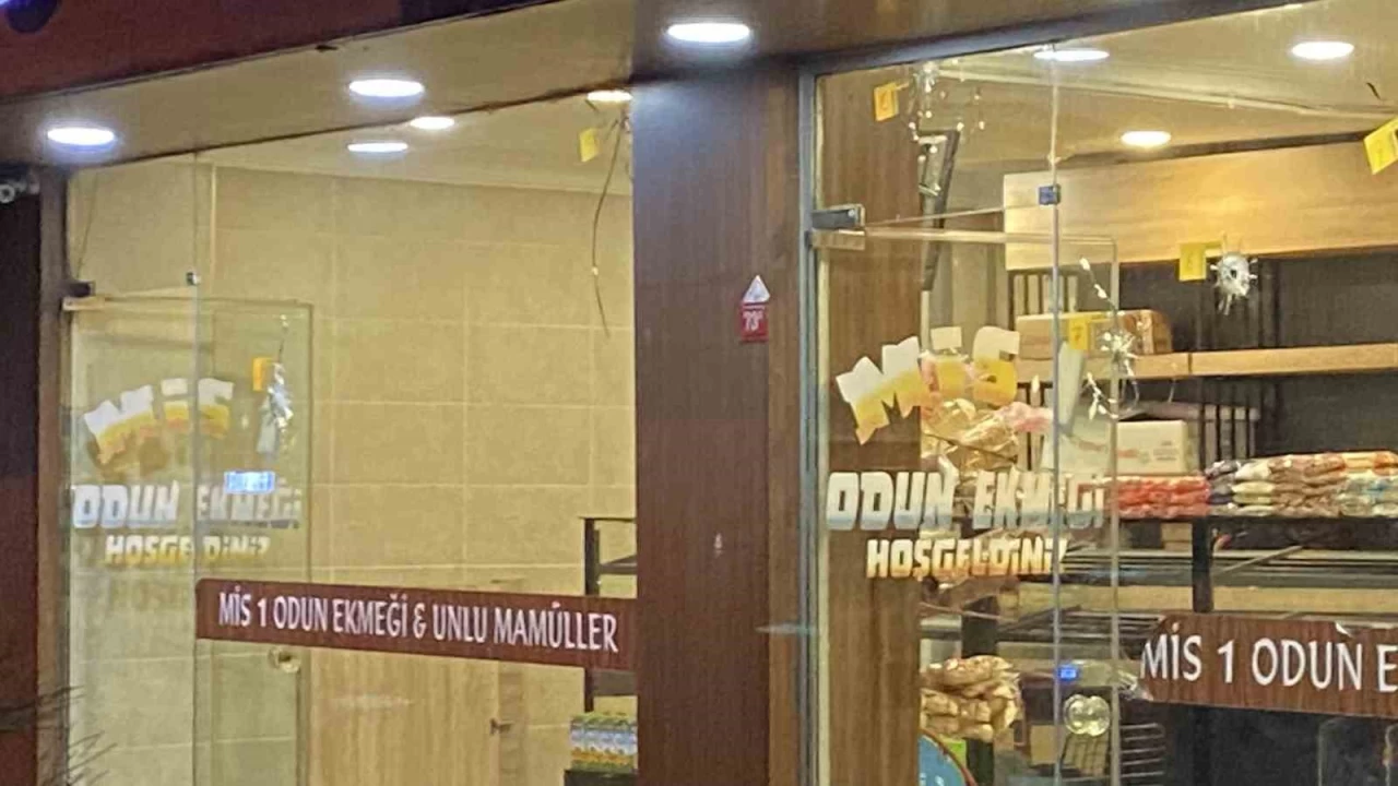 Bağcılar'da fırına silahlı saldırı: 2 yaralı