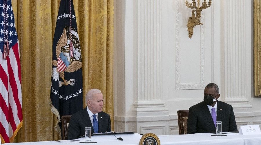 Biden, ilk kabine toplantısını yaptı