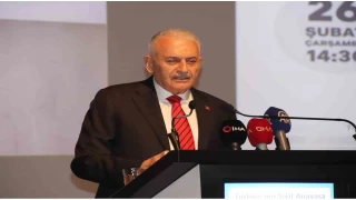 Binali Yıldırım: Erdoğan'ın tekrar aday olmasının yolu açılmalı