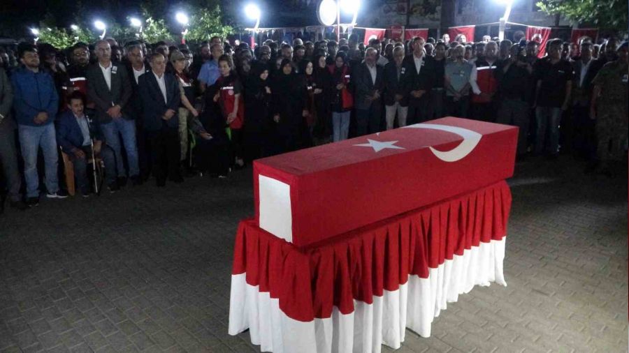 Bingöllü şehit son yolculuğuna uğurlandı