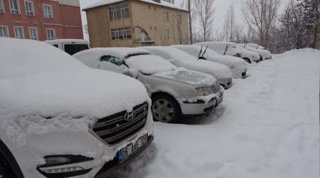 Bitlis'te 48 köy yolu ulaşıma kapandı