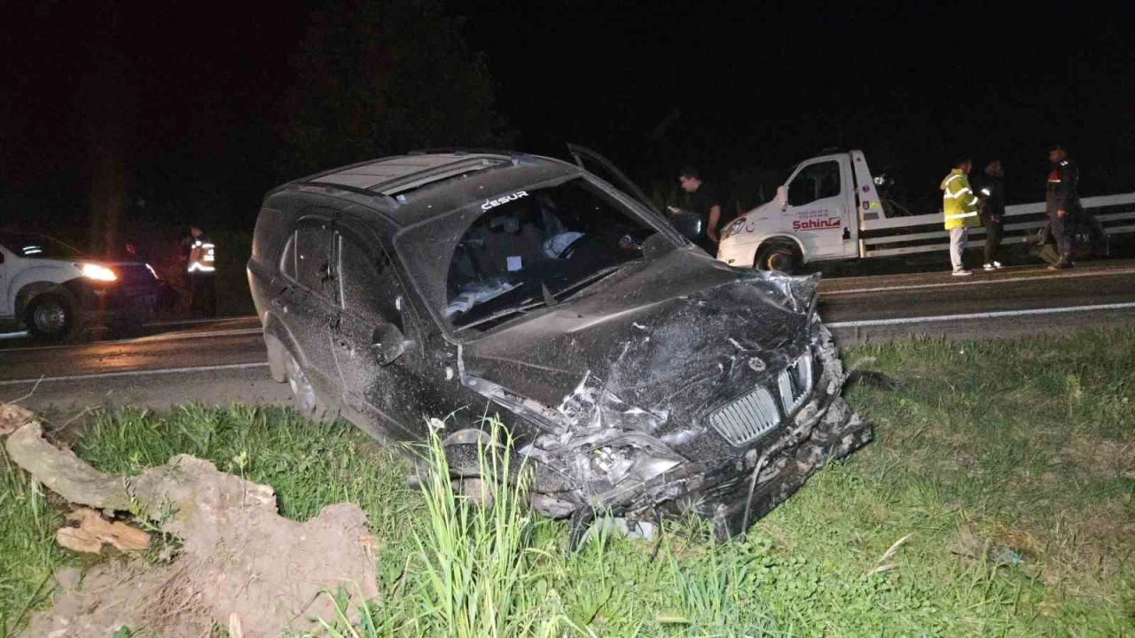 Bursa'da feci kaza... Otomobil ile cip çarpıştı: 3 ölü, 1 yaralı