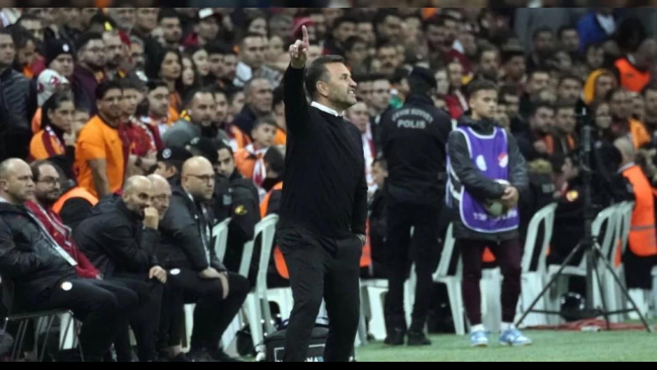 Buruk, oyun ve skordan memnun