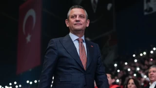 CHP Genel Başkanı Özel, kamuda mülakatı kaldıracaklarını söyledi