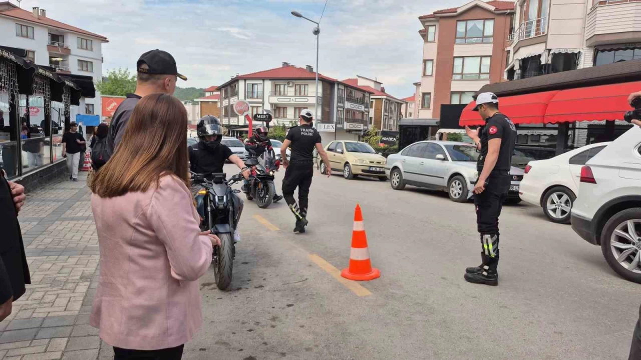 Çoğu polise yakalanırken o, valiye yakalandı