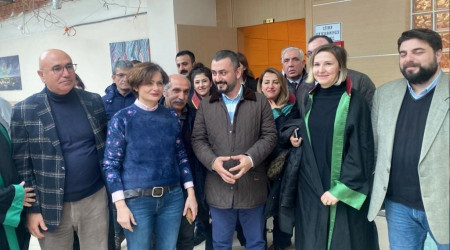 Cumhurbakanna hakaretten yarglanyordu... Beraat etti