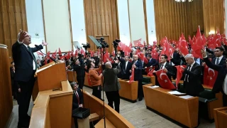 Dervi�o�lu: '�srail'in plan� t�k�r t�k�r i�liyor'