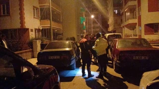 'Dur' ihtarına uymadı, arkadaşını ve aracını bırakıp kaçtı