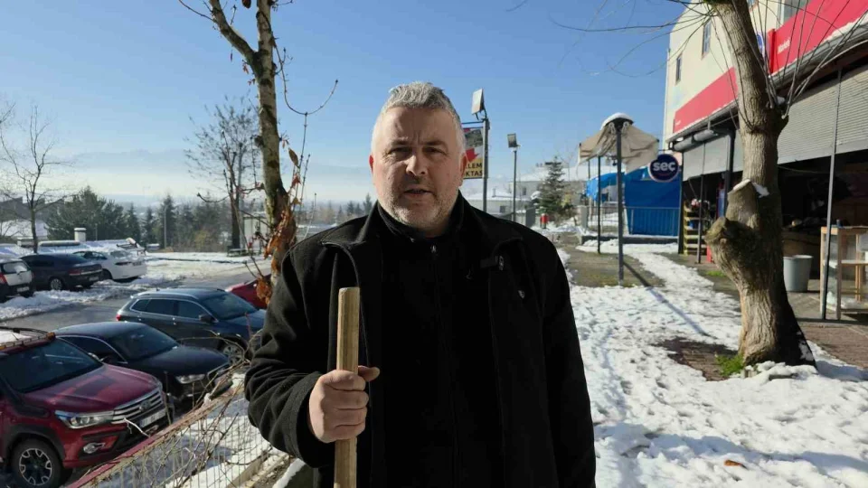 D�zce'nin "dronlu muhtar�" i� ba��nda