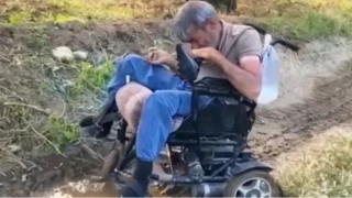 Elazığ'da akülü aracı yanan engelli şahıs, hayatını kaybetti