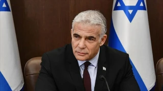 Eski İsrail Başbakanı Lapid, ABD-İran anlaşmasıyla İsrail'in savaş hedeflerine ulaşamayacağını kaydetti