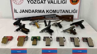Evin bahçesinden cephanelik çıktı