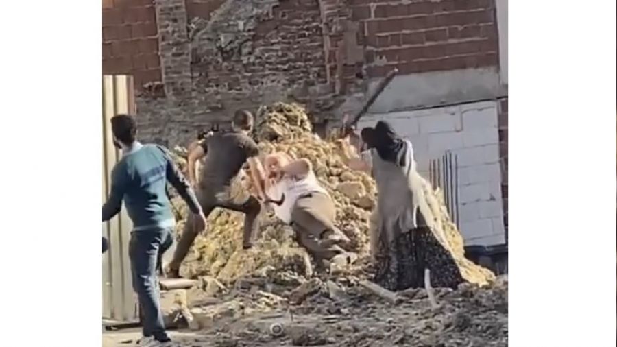 Fatih�te sapanl�, sopal� kavga 