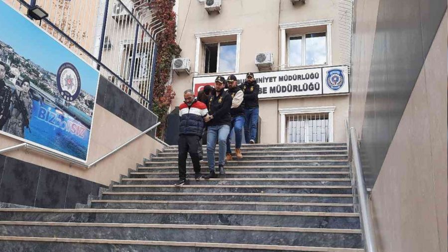 Fatih'te siyanürden ölen 4 kardeşin evine hırsız girdi