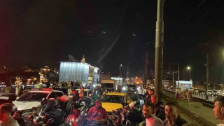 Galata Köprüsü'nde kazaı: 2 yaralı