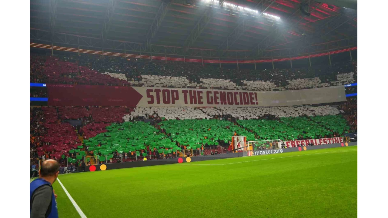 Galatasaray'dan Filistin koreografisi