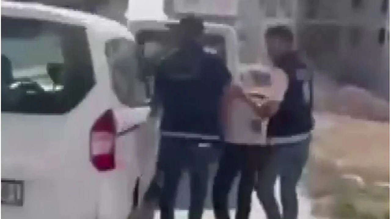 Gaziantep'te kur�unlama ��phelisi 22 �ah�s yakaland�