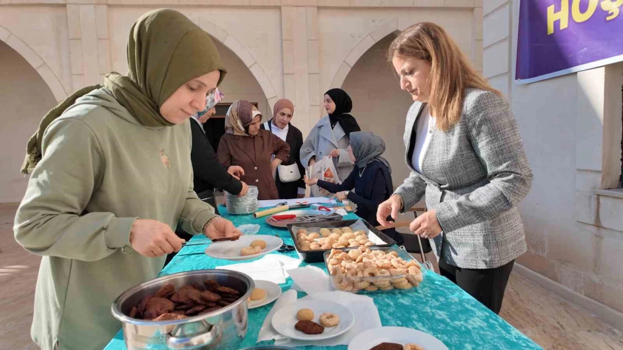 Gen kursiyerler yresel yemeklerle hnerlerini sergiledi