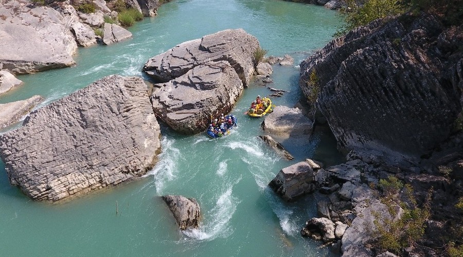 Göksu Irmağı'nda rafting keyfi