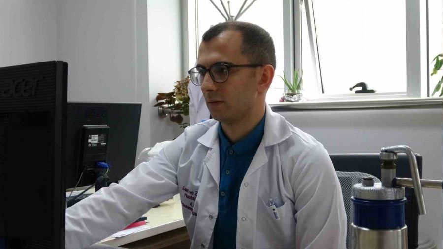 Güneş yanıklarına evde tedavi uygulanmamalı