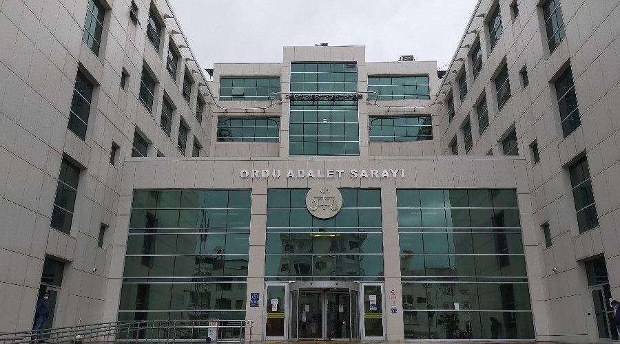 �BB Ba�kan� �mamo�lu hakk�nda 'hapis' cezas� istemi