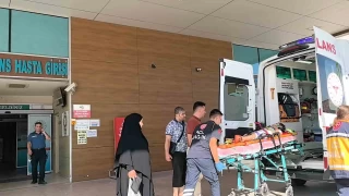 kinci kattaki balkondan den ocuk ar yaraland