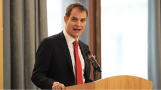 �ngiltere, �srail'in Bat� �eria'da 19 yeni yerle�im plan�n� k�nad� 