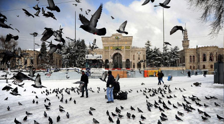 İstanbul'da üniversiteler de tatil edildi