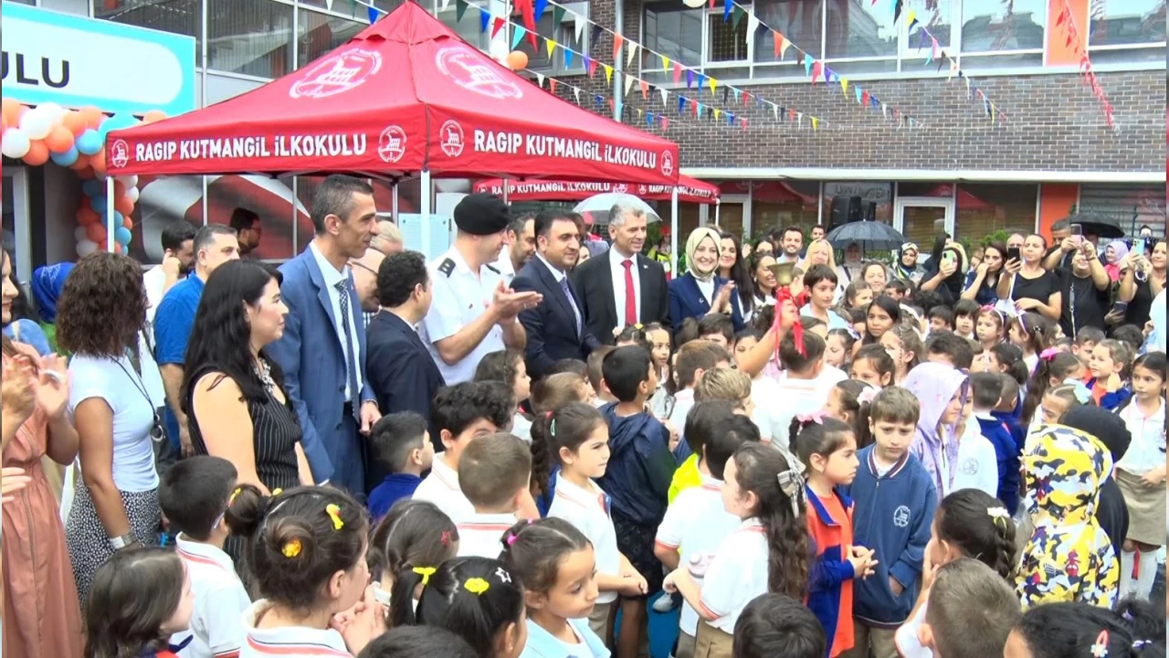 �stanbul'daki okullarda Uyum Haftas� ba�lad�