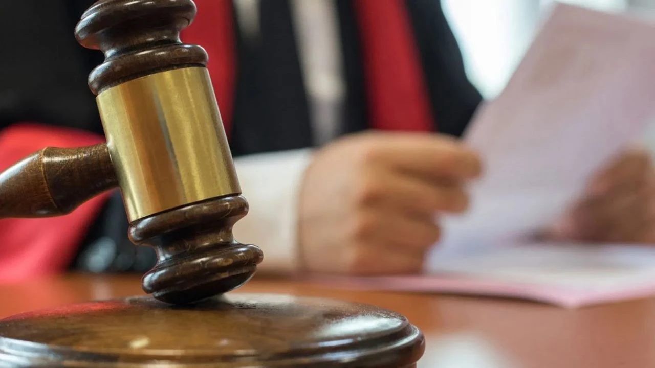 İstismarcı öğretmene 130 yıl hapis